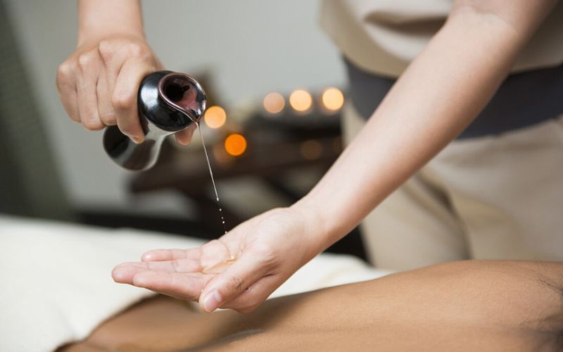 The Men Spa - Massage body cho phái mạnh
