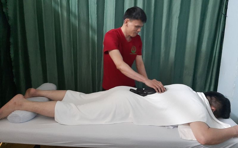 Khiếm Thị Quốc Phương