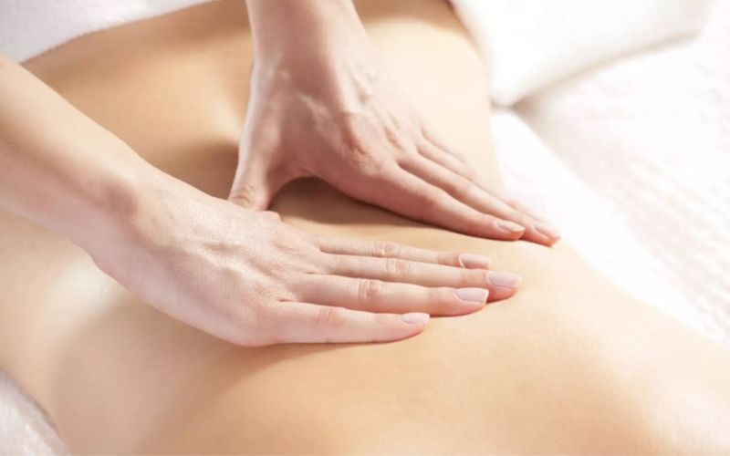 Lưu ý khi dùng dịch vụ massage trị liệu cho nam