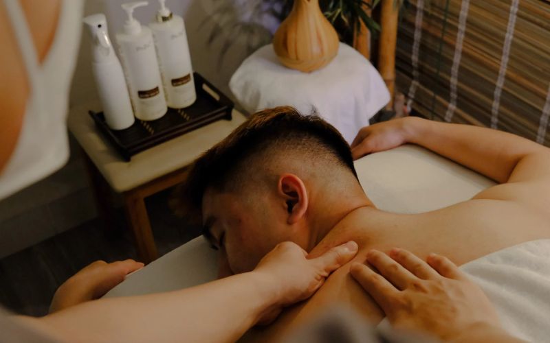 massage-xong-h oi-danh-cho-na m-gan-day-17.j pg