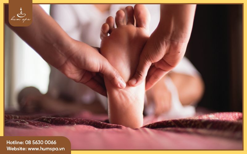 Xoa Bóp Bấm Huyệt Chữa Giãn Tĩnh Mạch: Giải Pháp Tự Nhiên Cho Đôi Chân Khỏe